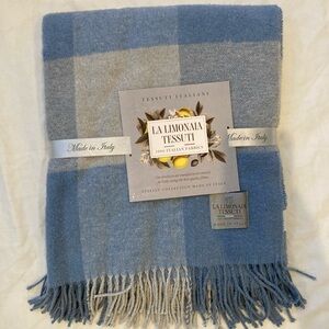 NWT La Limonaia Tessuti Italian Fringed Throw Blanket Blue and Gray Plaid